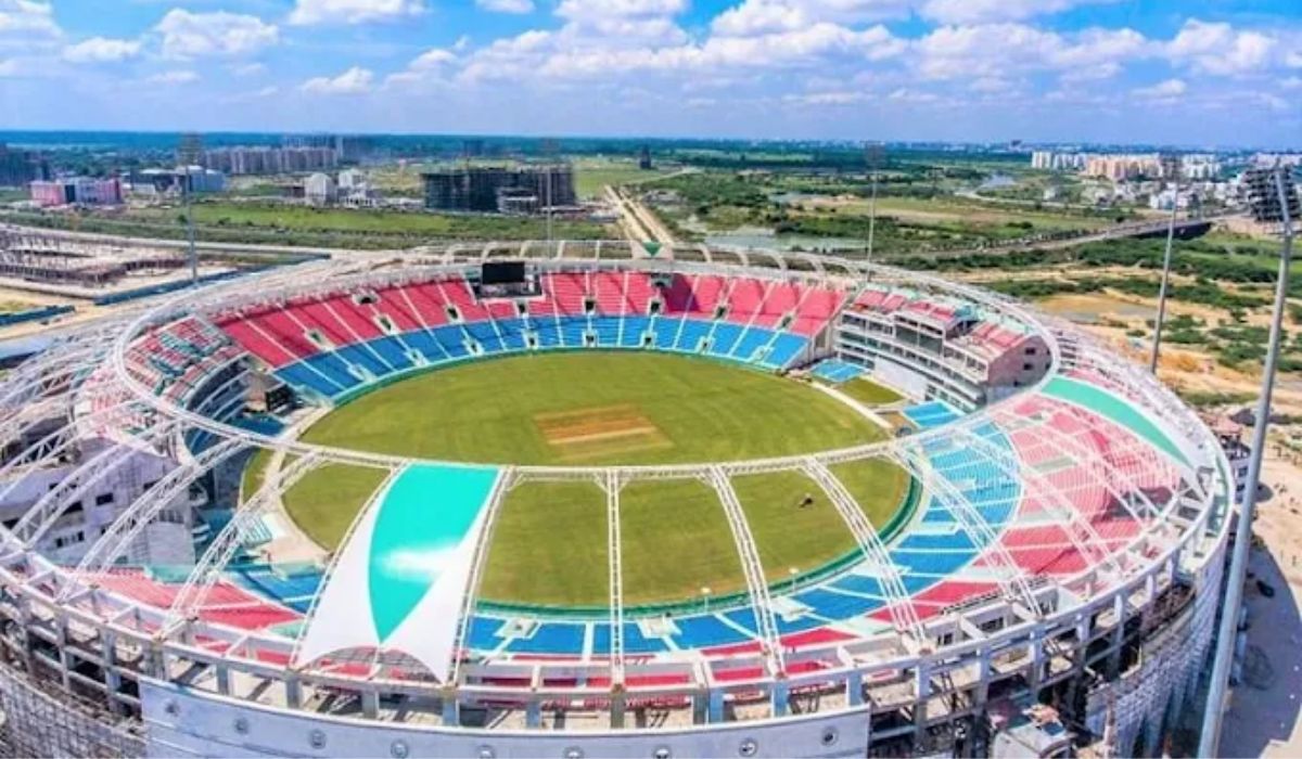 Ekana Cricket Stadium Pitch Report